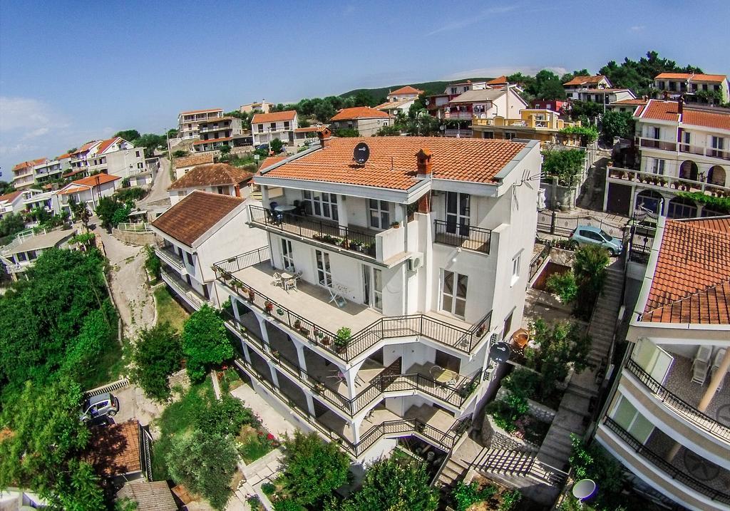 Apartments Cejovic Ulcinj Exterior photo