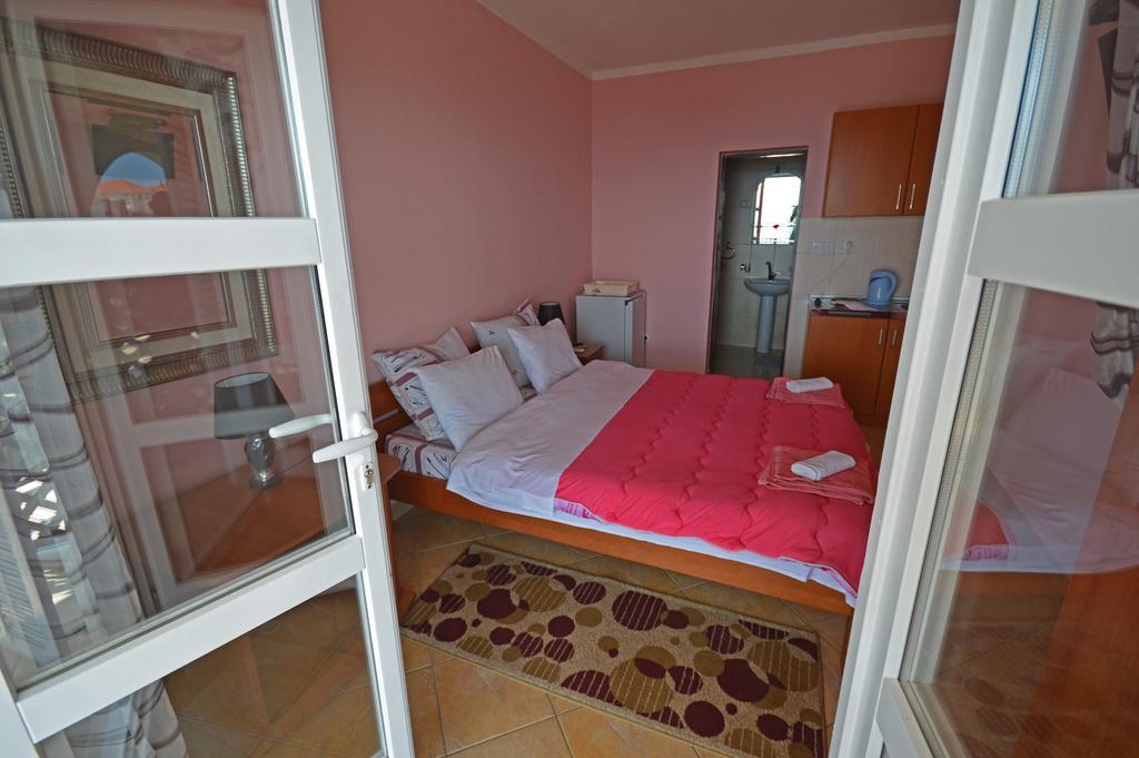 Apartments Cejovic Ulcinj Exterior photo